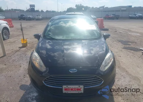 2014 Ford Fiesta Se z USA, uszkodzony, nr VIN 3FADP4BJ7EM212012